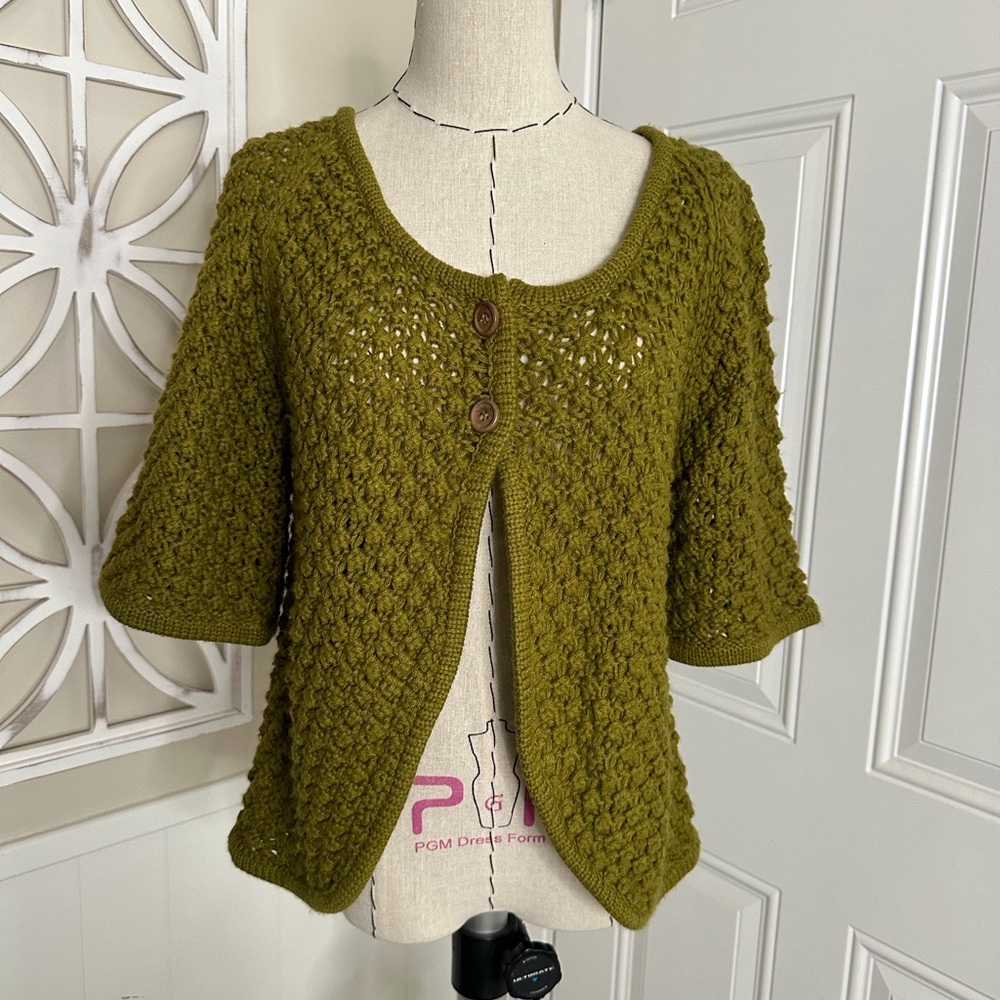 Aryeh Beautiful vintage inspired Cardigan